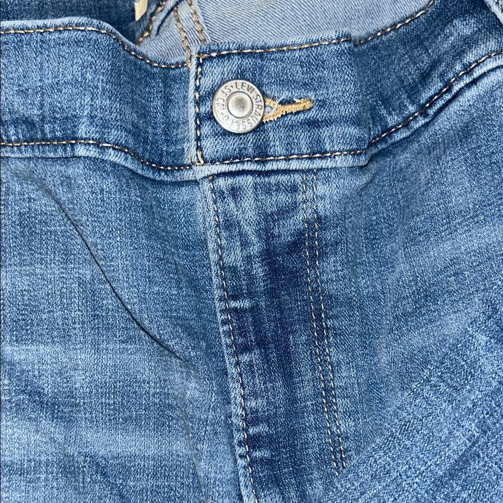 Levi's Light Blue High-Rise Distressed Straight Jeans size 22W Preloved - Picture 12 of 15